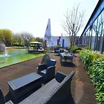 Skyhotel מלון 4*