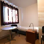 מלון Skyhotel 4*