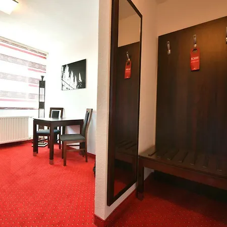 Skyhotel ホテル 4*